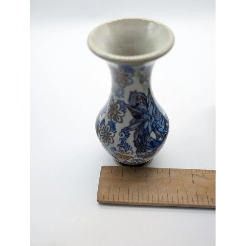 Vtg Chinese Chinoiserie Floral Porcelain Bud Vase 6